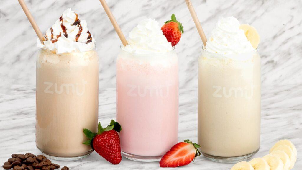 Frappés milkshakes de Zumit: Mocha, Salted Caramel, Cookies & Cream.